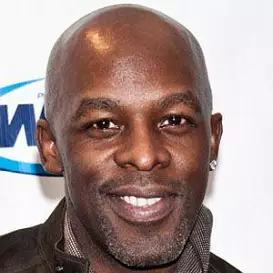 Joseph Lewis Thomas net worth