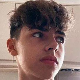 Kyle Thomas net worth