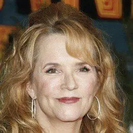 Lea Thompson net worth