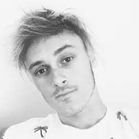 Sean Tighe net worth