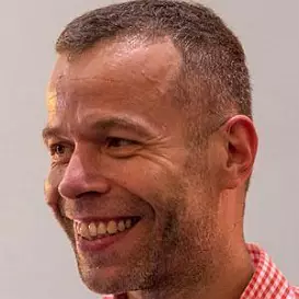 Wolfgang Tillmans net worth