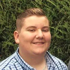 Kyle Tomlinson net worth