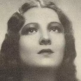 Lupita Tovar net worth