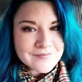 Saoirse Louise Towler net worth