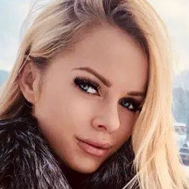 Sandra Traczyk net worth