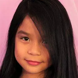 Emily Tran net worth