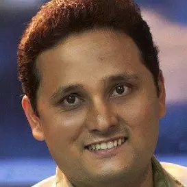 Amish Tripathi net worth