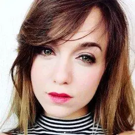 Amanda Tristao net worth