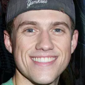 Aaron Tveit net worth