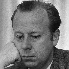 Wolfgang Uhlmann net worth