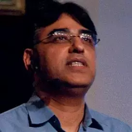 Asad Umar net worth