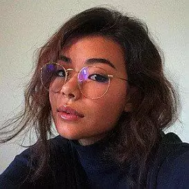 Ur Mom Ashley net worth