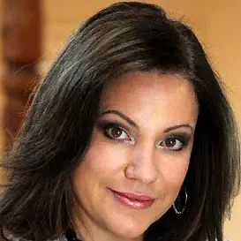 Alisa Valdes net worth