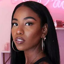 Joselyn Valdez net worth