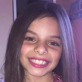 Mackinze Valencia net worth