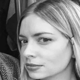 Amanda Valentine net worth