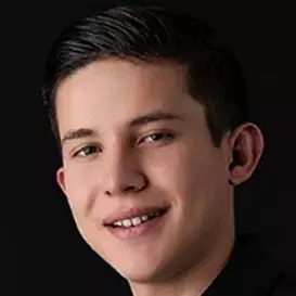 Eddy Valenzuela net worth