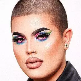 Zackary Vang net worth