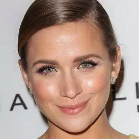 Shantel VanSanten net worth