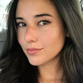 Angeline Varona net worth