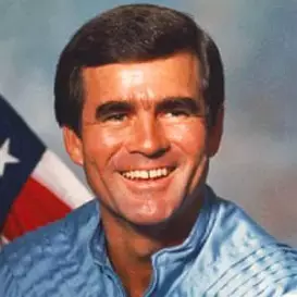 Charles Veach net worth