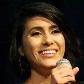 Cristina Vee net worth