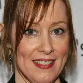 Suzanne Vega net worth