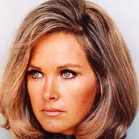Wanda Ventham net worth