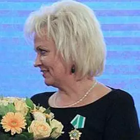 Anne Veski net worth