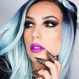 Victoria Lyn net worth