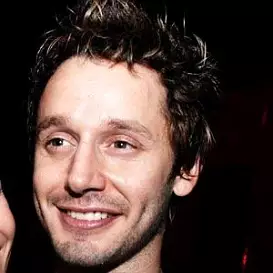 Benjamín Vicuña net worth