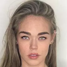 Montserrath Ávila net worth