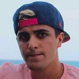 Villaa Oficial net worth