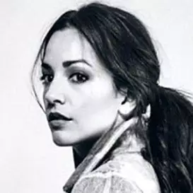 Ana Villafane net worth