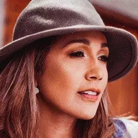 Elena Villatoro net worth