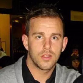 Rowan Vine net worth