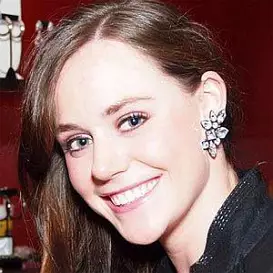 Tessa Virtue net worth