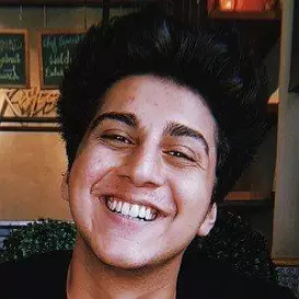 Aabir Vyas net worth