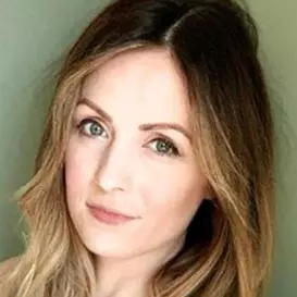 Carly Waddell net worth