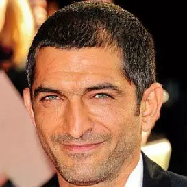 Amr Waked net worth