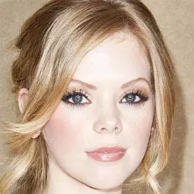 Dreama Walker net worth