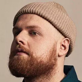 Tom Walker net worth