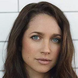 Maiara Walsh net worth
