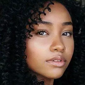 Genneya Walton net worth