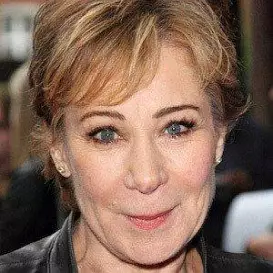 Zoe Wanamaker net worth