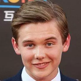 Garrett Wareing net worth