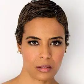 Daphne Wayans net worth