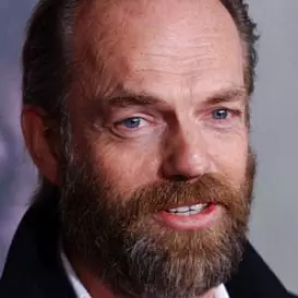 Hugo Weaving net worth