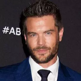Charlie Weber net worth