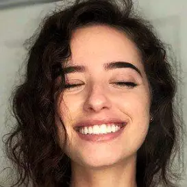 Lily Weber net worth